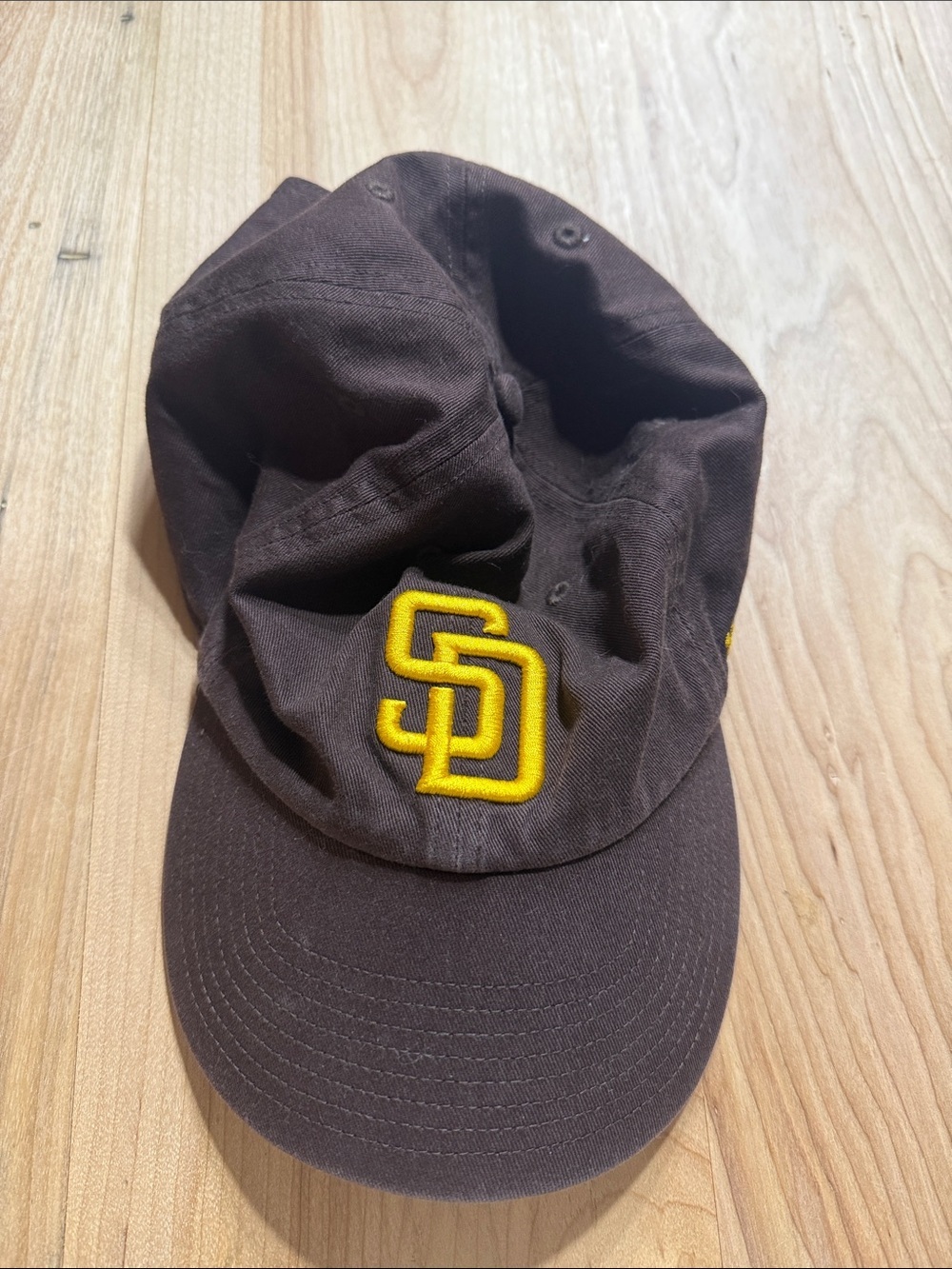 San Diego Padres Men Brown Baseball Cap with Yellow SD Logo